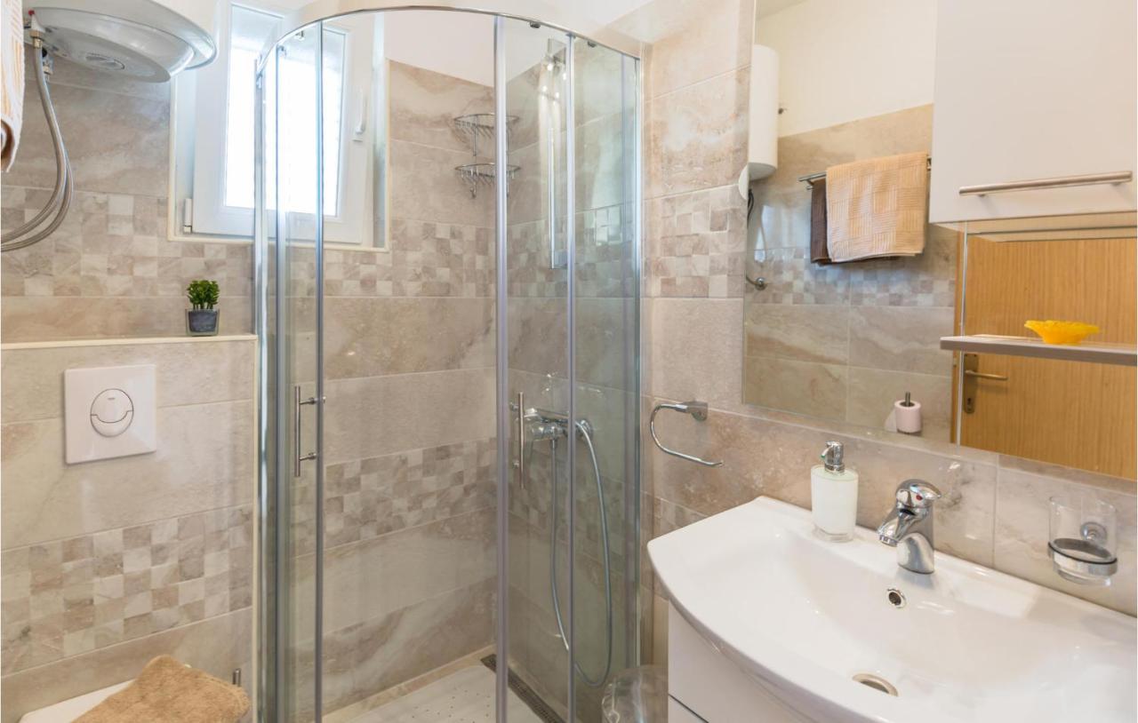 Lovely Apartment In Brela With House Sea View Екстер'єр фото
